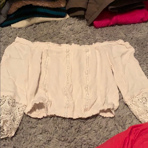 cute party top! - Picture 1 of 1